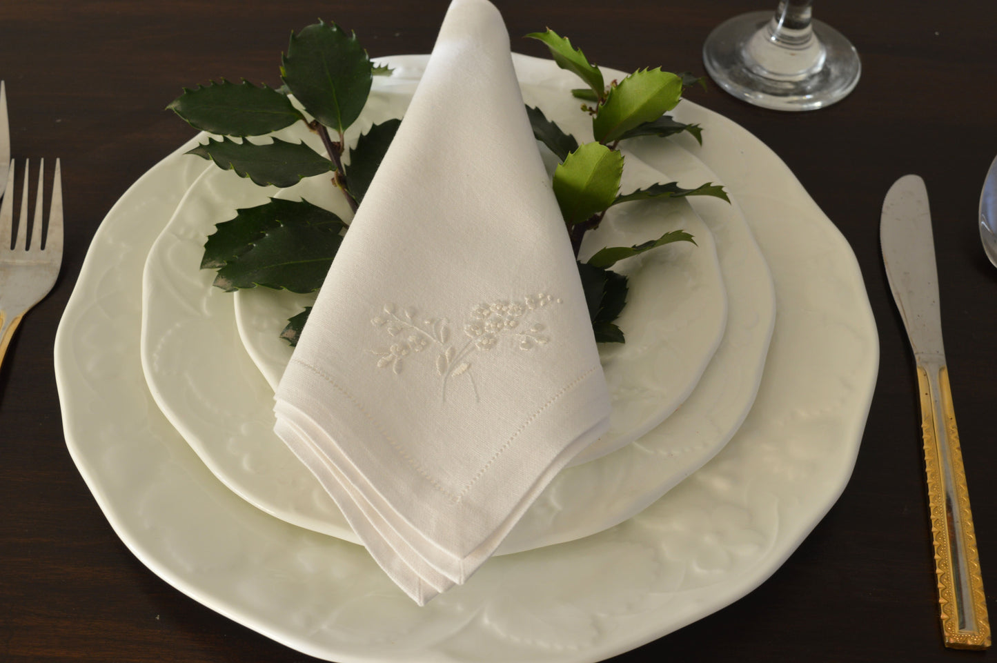 Decorative cotton dinner napkin  with open thread work finish and hand embroidery work.