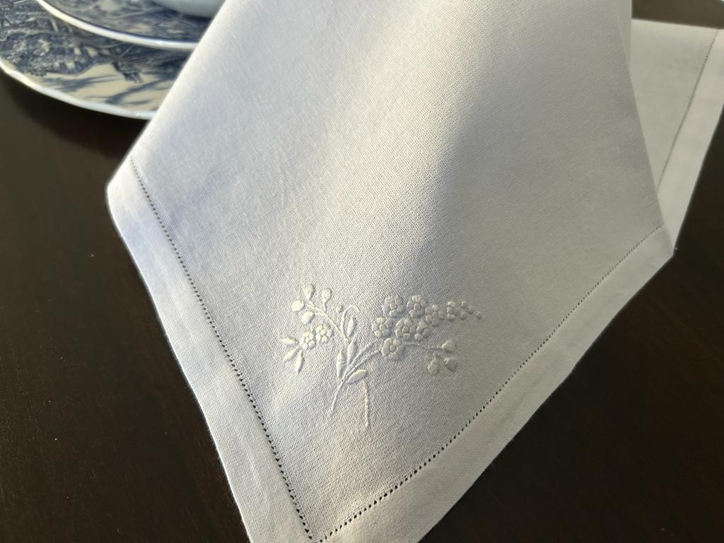 Heirloom Dinner Napkins Warm White Cotton Hand Embroidered  Floral  Stem. 